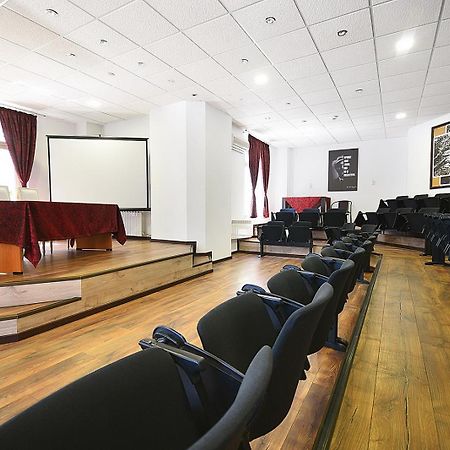 Hotel Moldavia Slănic-Moldova Eksteriør billede