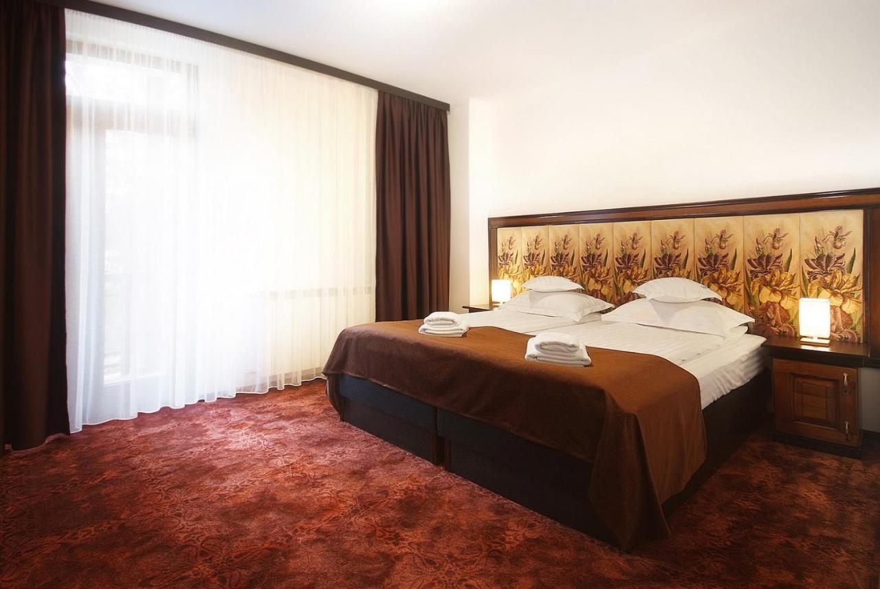 Hotel Moldavia Slănic-Moldova Eksteriør billede