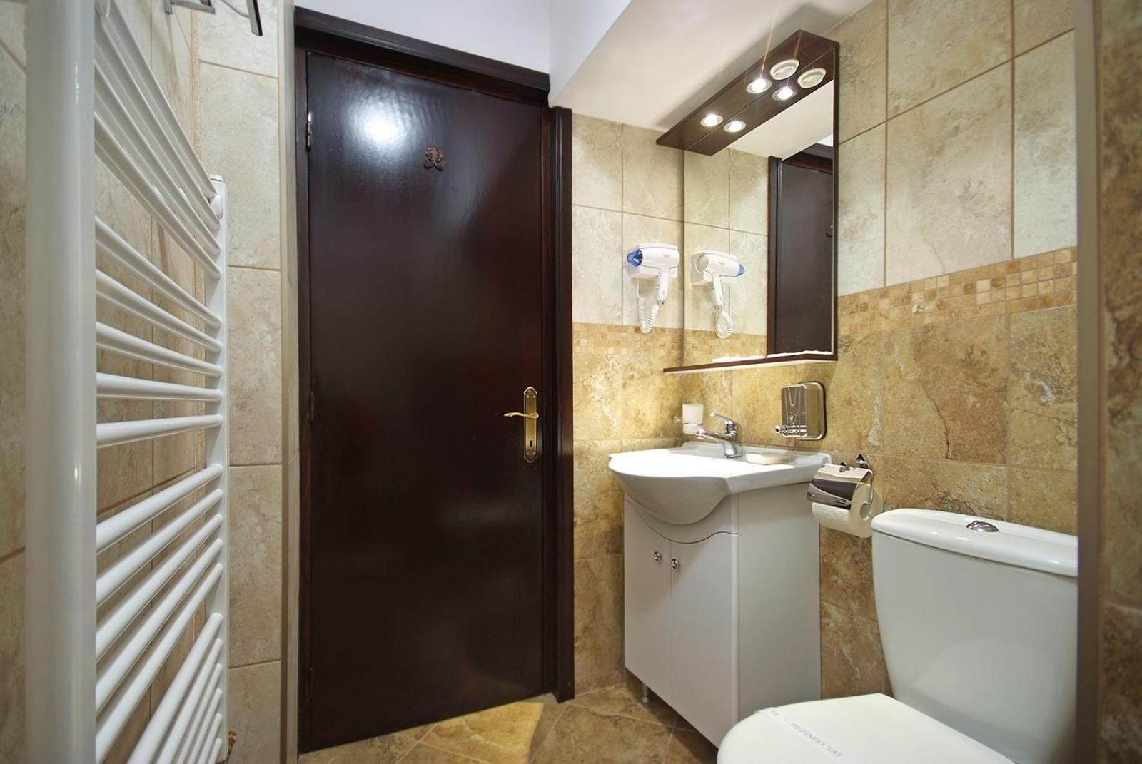 Hotel Moldavia Slănic-Moldova Eksteriør billede