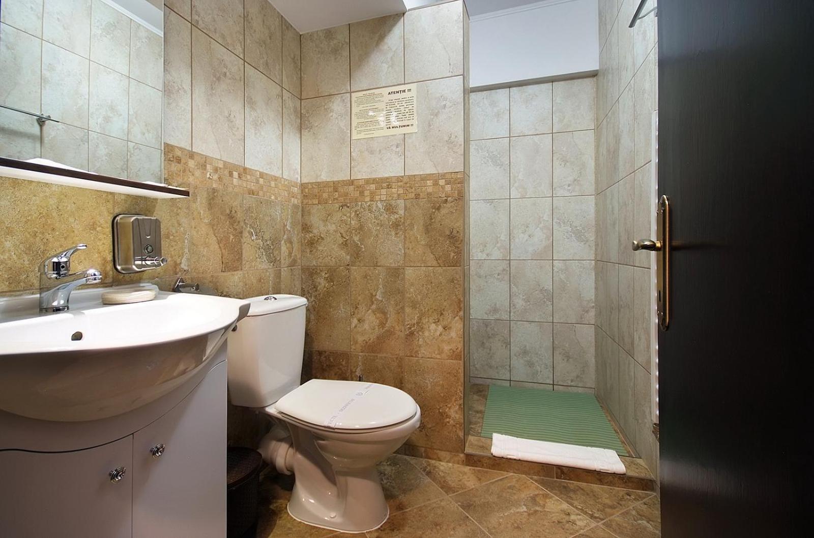 Hotel Moldavia Slănic-Moldova Eksteriør billede