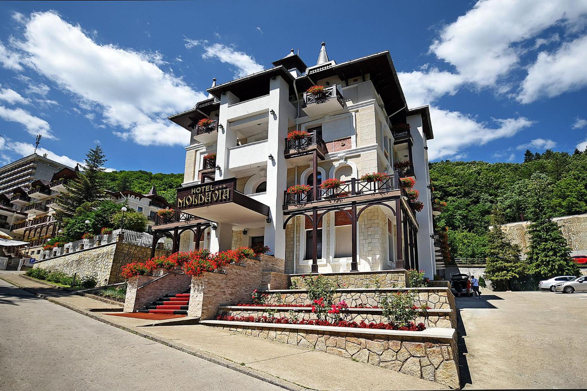 Hotel Moldavia Slănic-Moldova Eksteriør billede